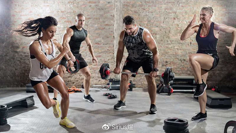 小学生如何开始学习篮球接球技巧?_2